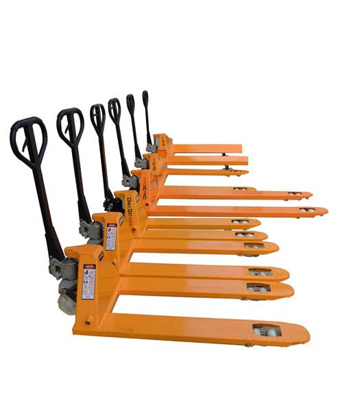 2噸手動液壓叉車產品展示-河北東圣吊索具制造有限公司-石材夾具|小型攪拌機|手動叉車|液壓堆高車