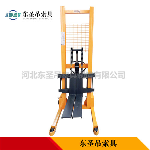 軌道式手動(dòng)液壓堆高車產(chǎn)品展示--河北東圣吊索具制造有限公司--液壓堆高車|手動(dòng)叉車|小型攪拌機(jī)|石材夾具 軌道式手動(dòng)液壓堆高車產(chǎn)品展示--河北東圣吊索具制造有限公司--液壓堆高車|手動(dòng)叉車|小型攪拌機(jī)|石材夾具