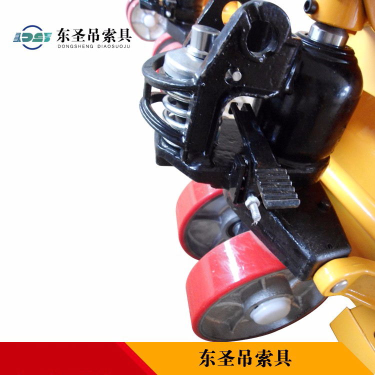 托盤(pán)搬運(yùn)車(chē)無(wú)法升降什么原因?--河北東圣吊索具制造有限公司 托盤(pán)搬運(yùn)車(chē)無(wú)法升降什么原因?--河北東圣吊索具制造有限公司