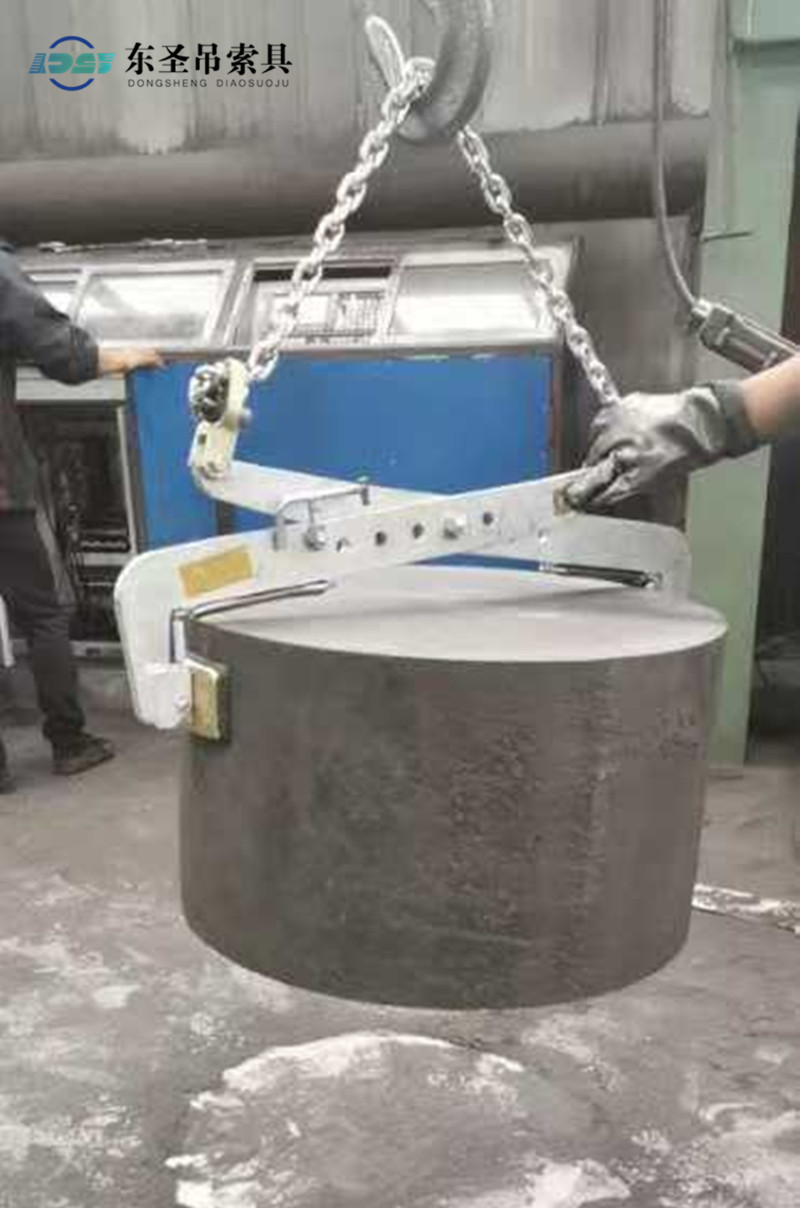 吊夾吊裝圓柱形水泥墩